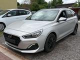 Hyundai i30 cw Premium Panorama Automatik - Hyundai i30 Unfallwagen