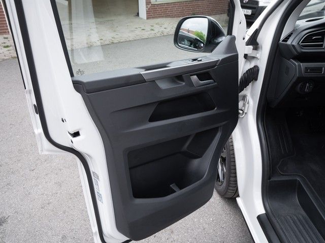 T6 Multivan 6.1 Generation Six TDI DSG 4M. Stand