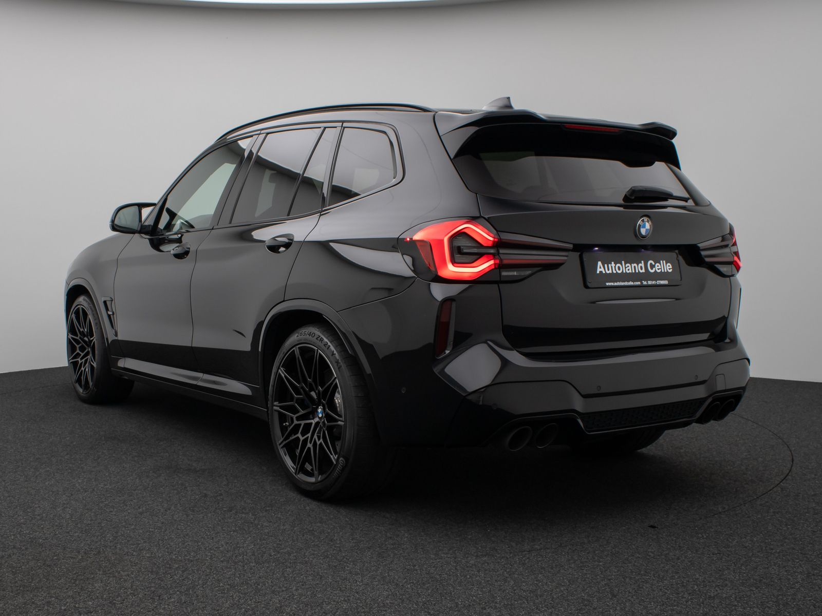 Fahrzeugabbildung BMW X3 M Competition Panorama Laser 360° HUD H/K AHK