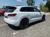 Volkswagen Touareg 3.0 V6 TDI R-Line-Nachtsicht,Luft-HeadUP - VW Touareg Gebrauchtwagen in Hannover