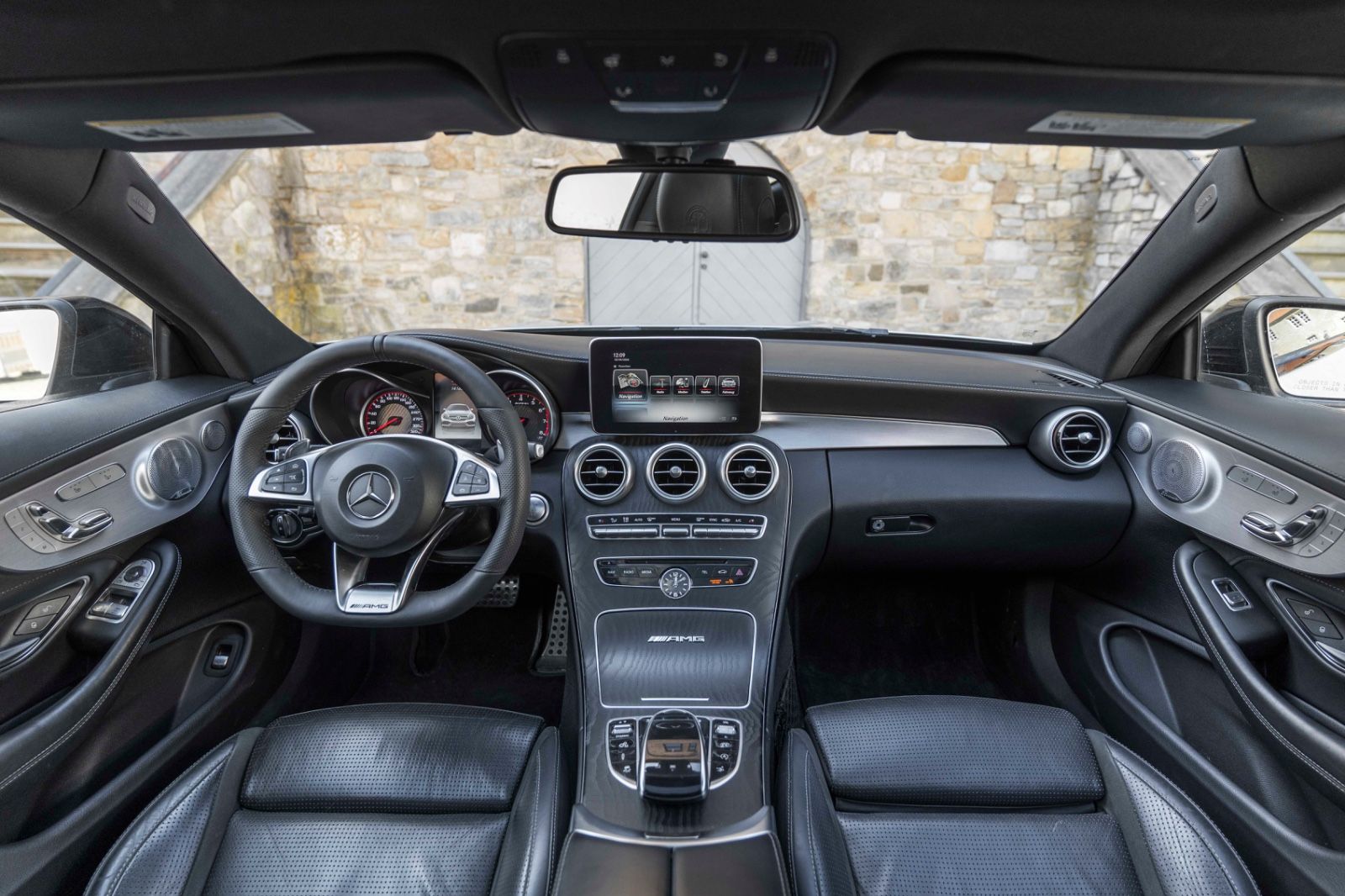 Fahrzeugabbildung Mercedes-Benz C 63 S AMG Coupe BURMESTER LED PANO 360° SHZ/K