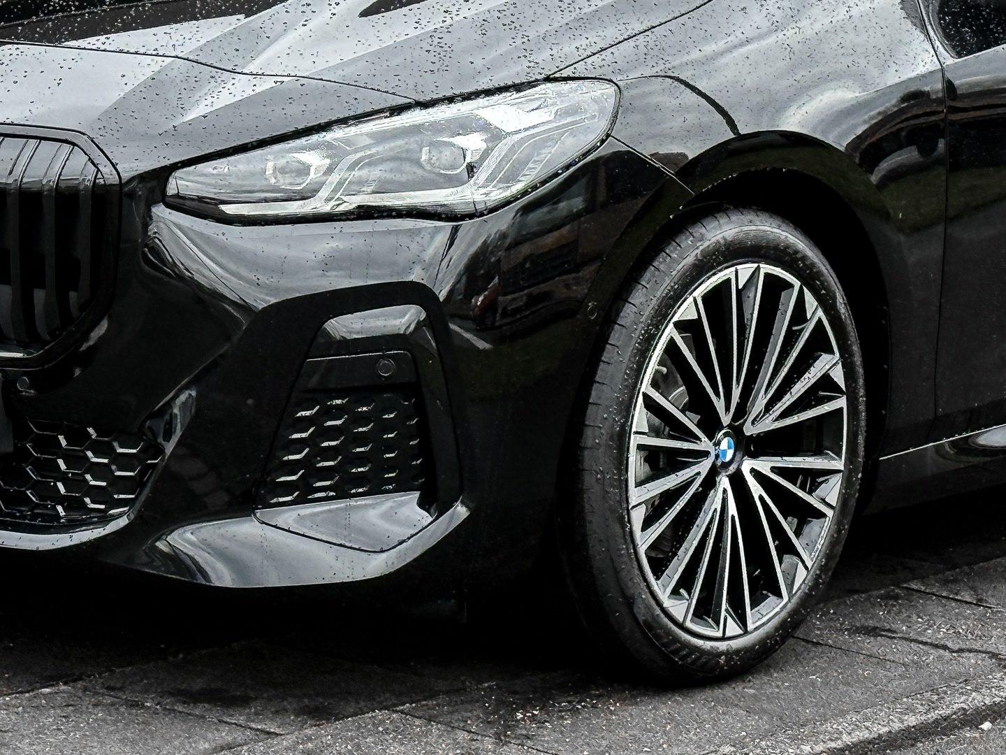 BMW 218i M Sportpaket * Panorama Glasdach * HiFi Lau