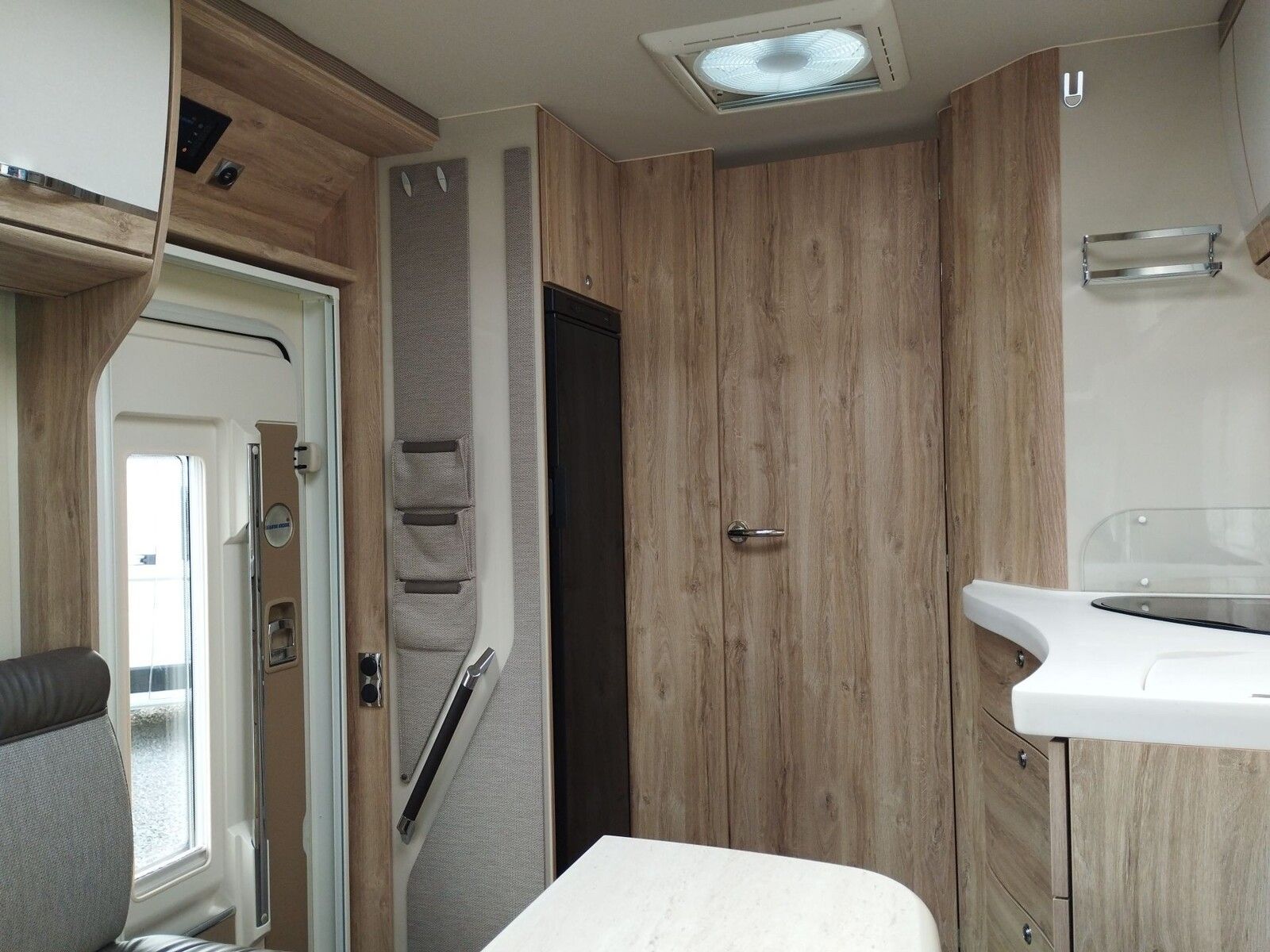 Fahrzeugabbildung Eura Mobil Profila T 720 EF Markise,Maxi 4,25T
