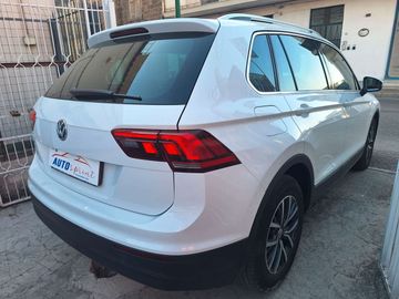 Volkswagen Tiguan - 11