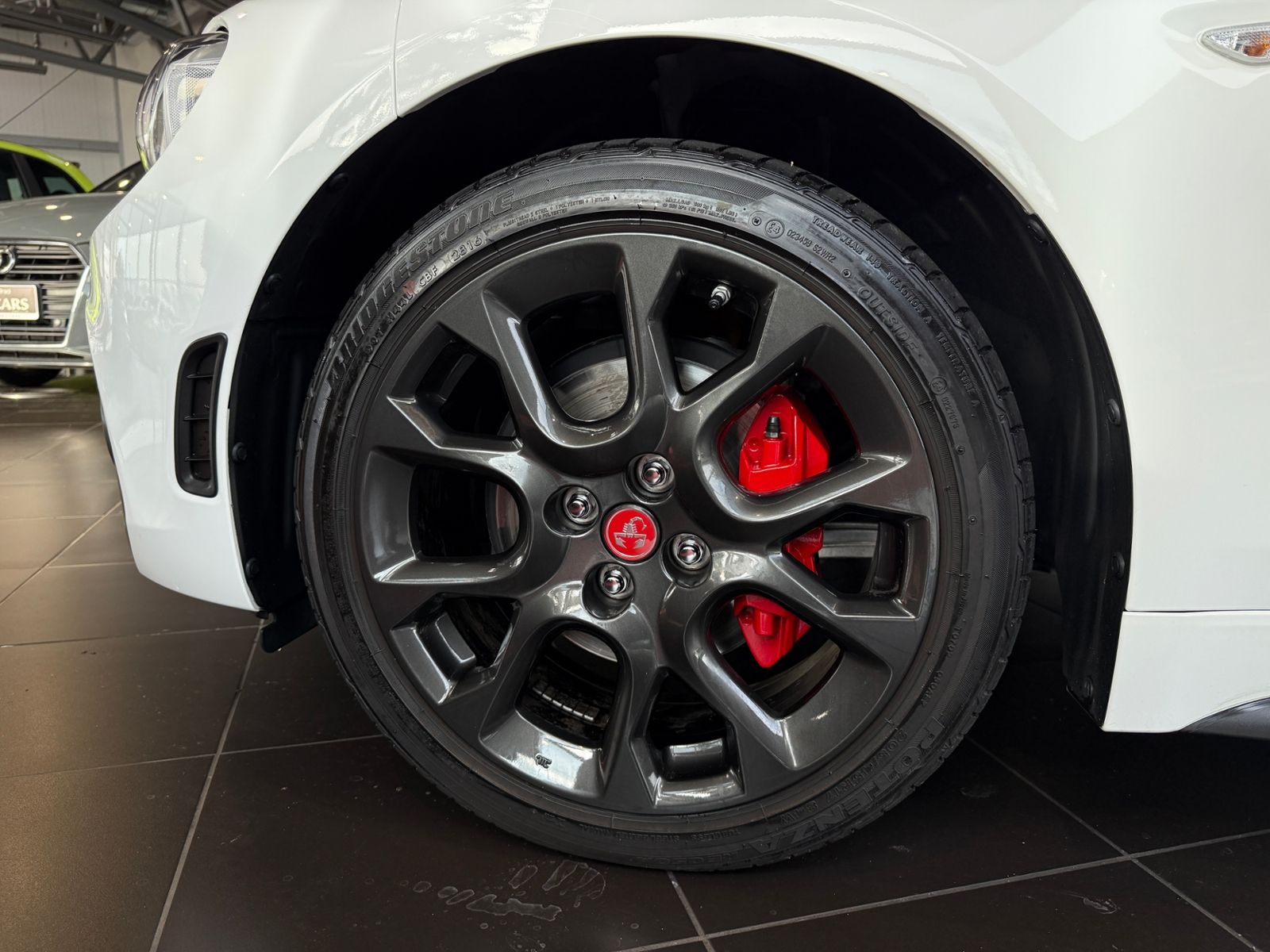 Fahrzeugabbildung Abarth 124 Spider BOSE LED LEDER ALU