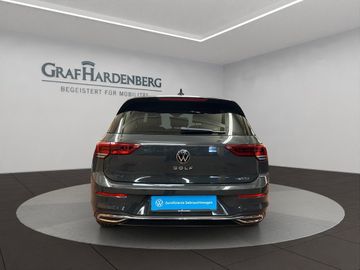 Volkswagen Golf - 4