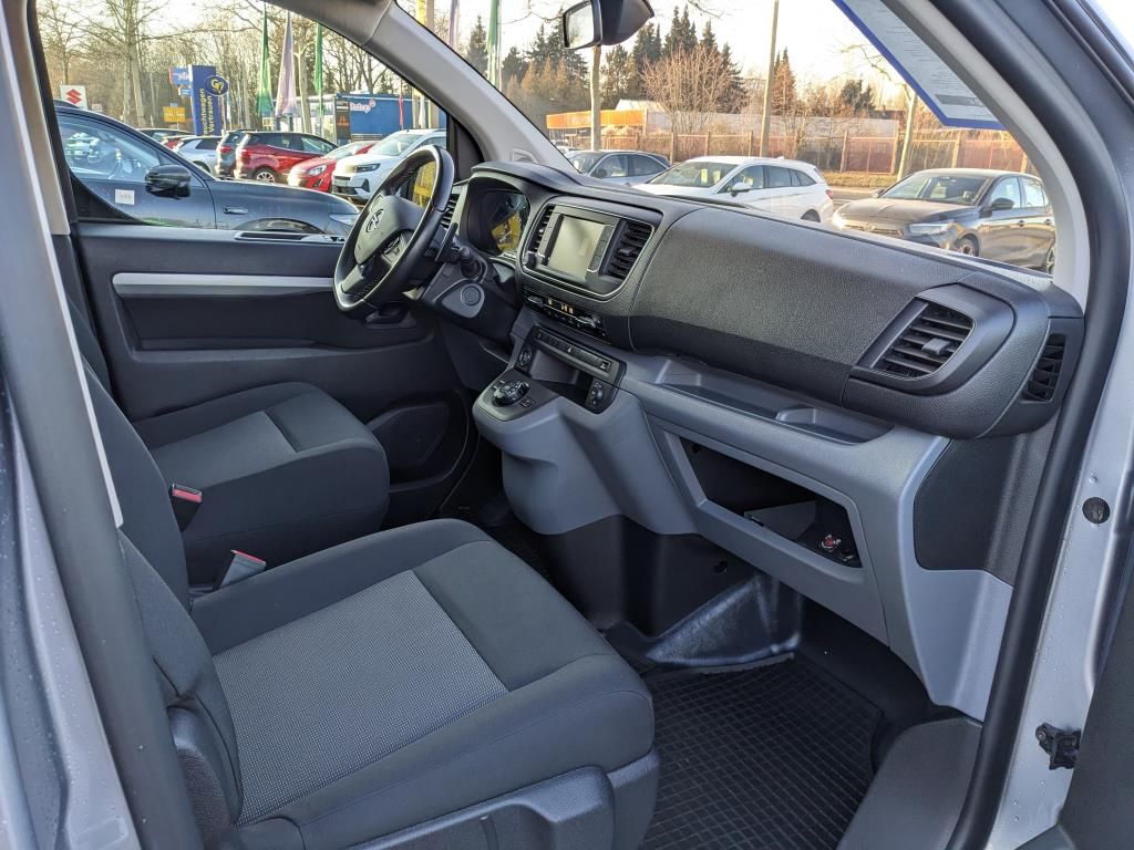 Autohaus Zimpel & Franke - Opel Vivaro Doppelkabine L 130 kW 177 PS Standheizung - Bild 12 Autohaus Zimpel & Franke - Opel Vivaro Doppelkabine L 130 kW 177 PS Standheizung - Bild 12