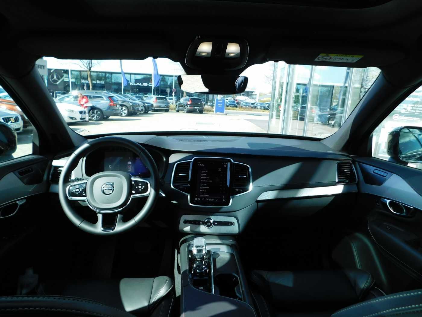 Fahrzeugabbildung Volvo XC90 Plug-In-Hybrid T8 AWD Plug-in Hybrid Plus D