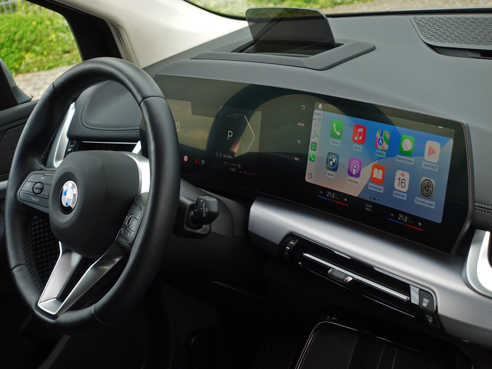 Fahrzeugabbildung BMW 218i Active Tourer Aut. I.Hd HUD ACC 360° BEAM