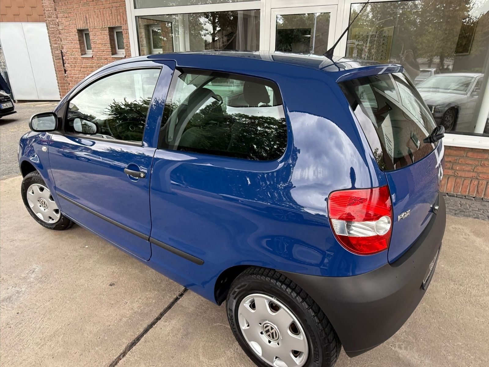 Fahrzeugabbildung Volkswagen Fox Basis 1. Hand/ erst 24 Tkm