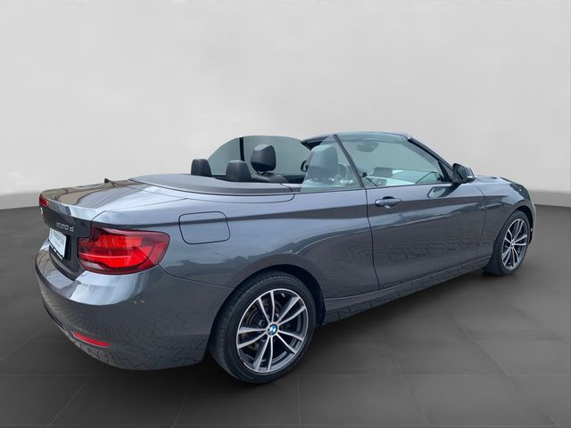 Fahrzeugabbildung BMW 220d Cabrio Sport Line+Adaptive LED+Navi+Leder