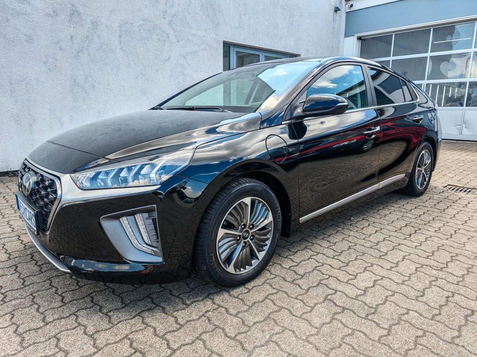 Hyundai IONIQ Advantage Plug-In Hybrid Leder LED AHK Nav