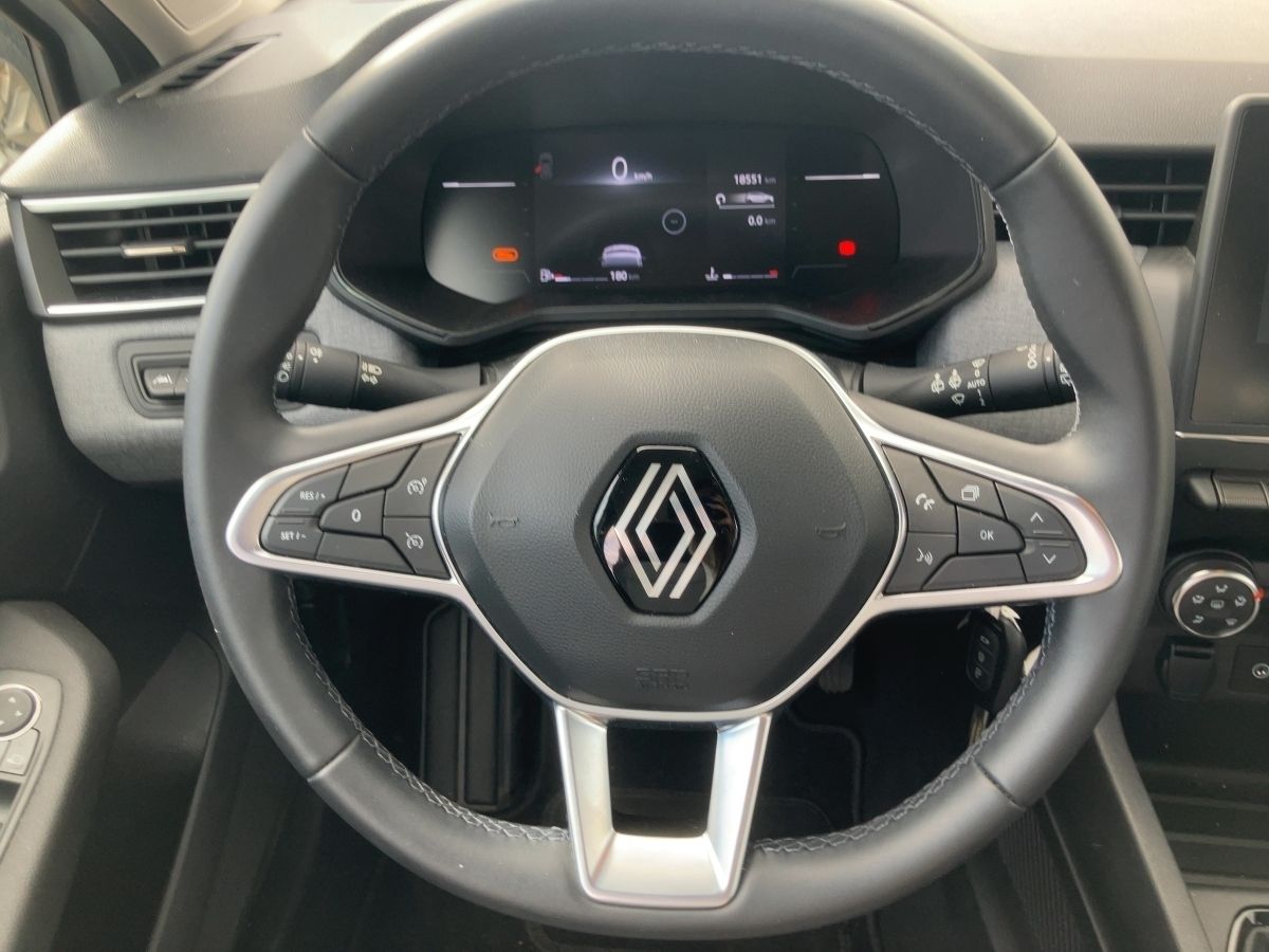 Renault Clio - Bild 10
