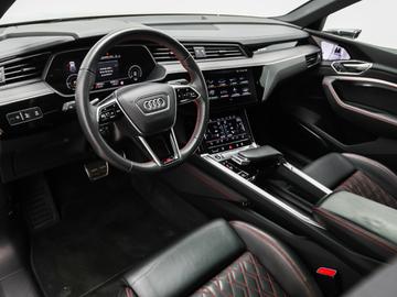 2024 AUDI Q8 E-TRON — фото 9