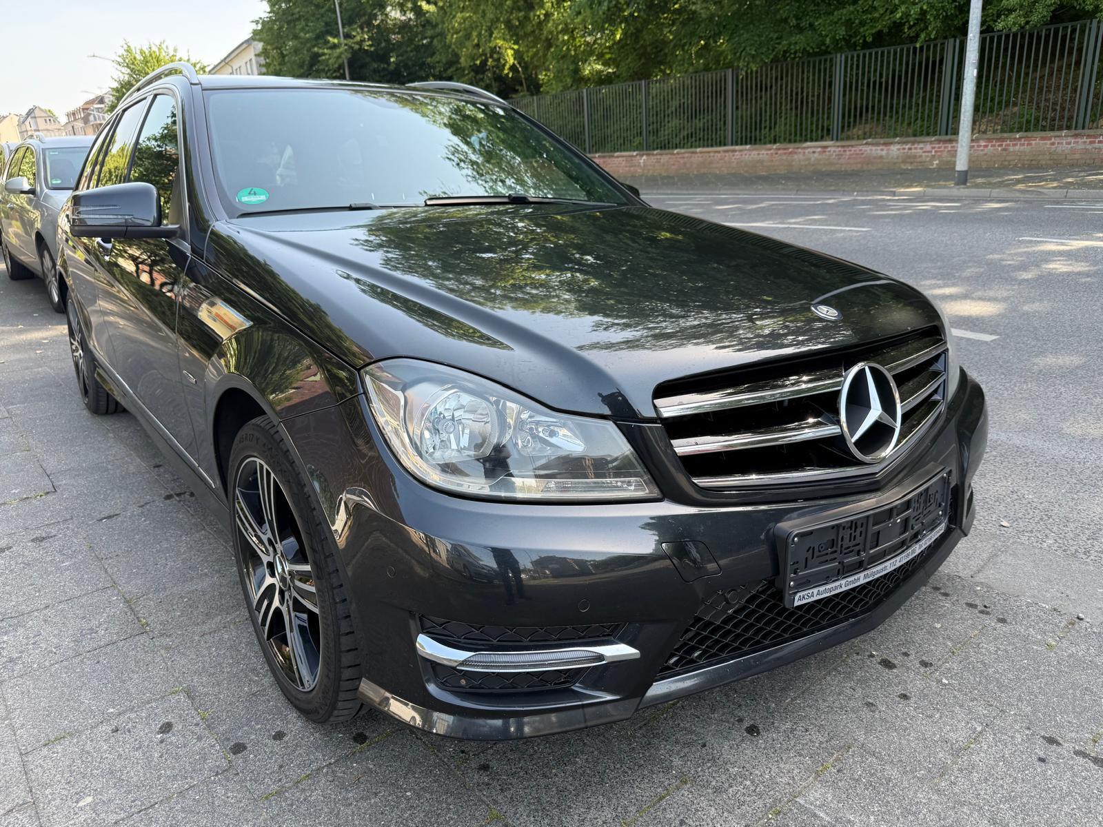 Mercedes-Benz C 200 C T-Modell C 200 T Edition C CGI
