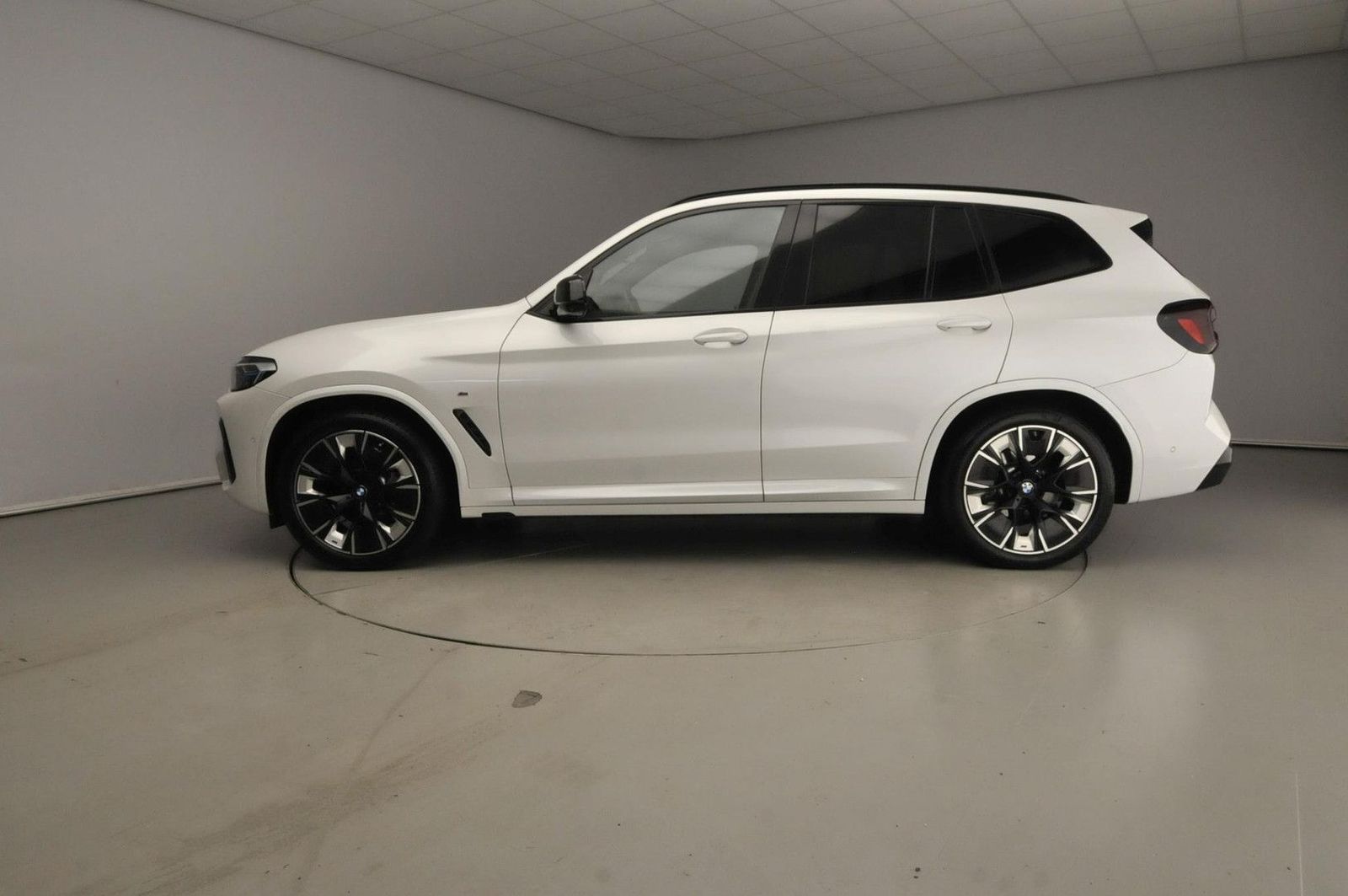 BMW iX3 High Executive 80 kWh | M-Sportpakket | LED imagem 2