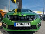 Skoda Octavia Combi RS 245 422 PS PKW - Skoda Octavia: Grün, RS