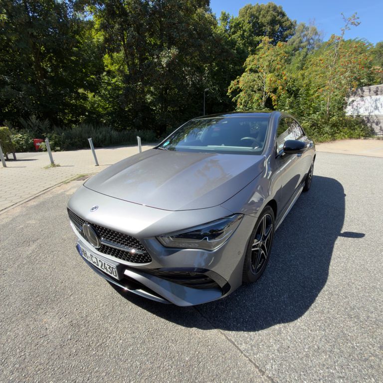 Image of Mercedes-Benz CLA 200