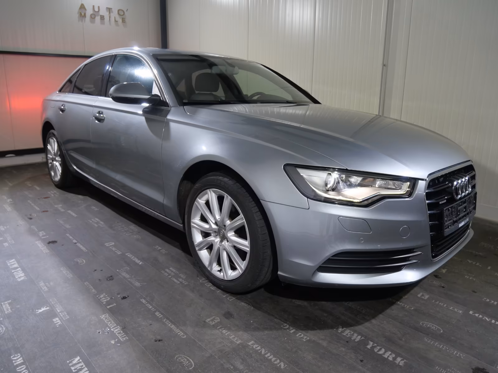 Audi A6 -