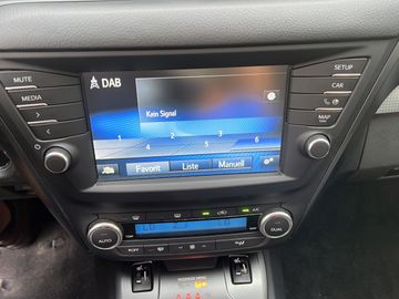 Toyota Avensis - 10