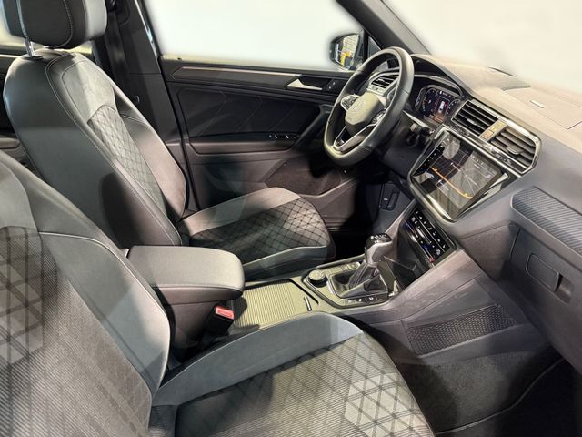 Tiguan 2.0 TDI DSG R-LINE 4M +IQ.LIGHT+PANO+HUD+