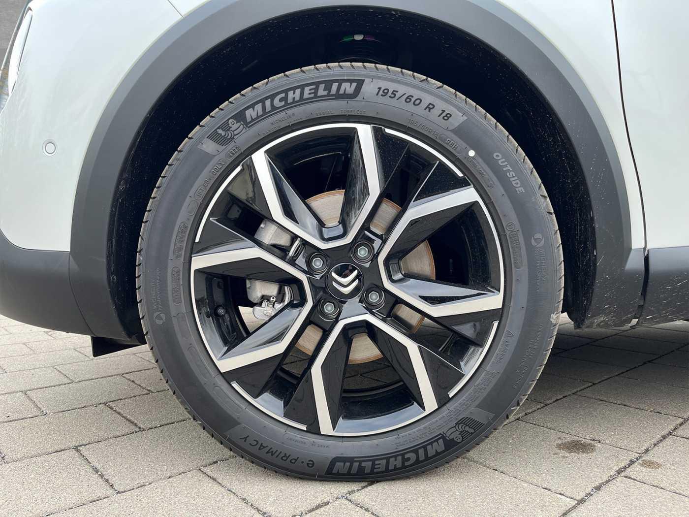Citroën e-C4 X SHINE