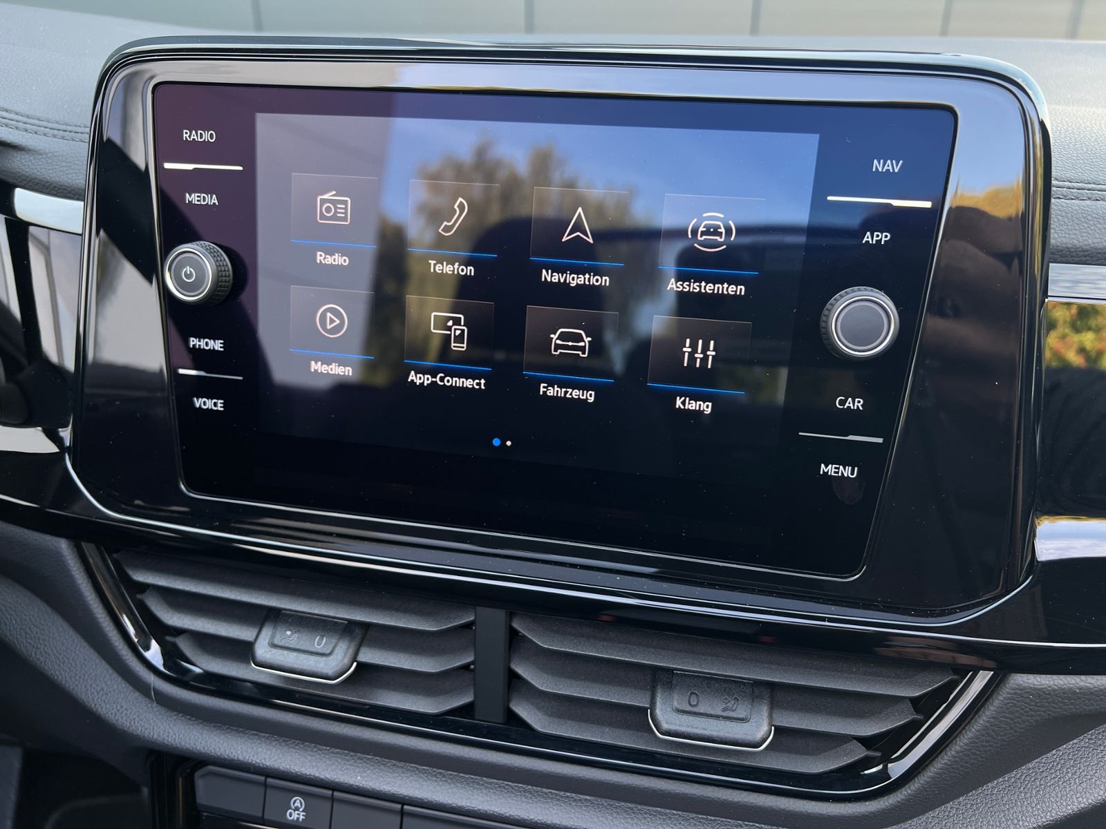 Fahrzeugabbildung Volkswagen T-Roc Cabriolet Style 1.5 TSI DSG *AHK, BlackSty