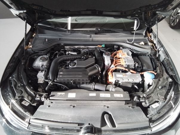 Passat Variant 1.5 TSI eHybrid Elegance AHK