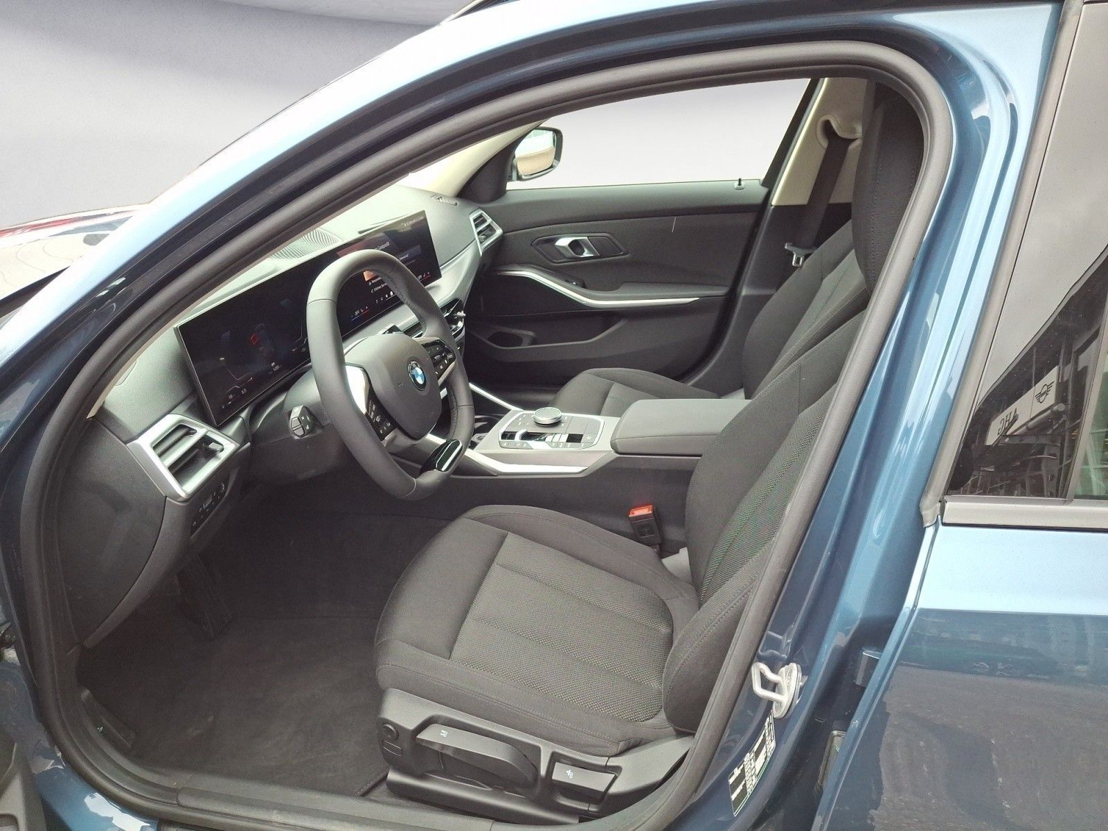 BMW 318i Touring Auto Navi Comfort Paket foto 7