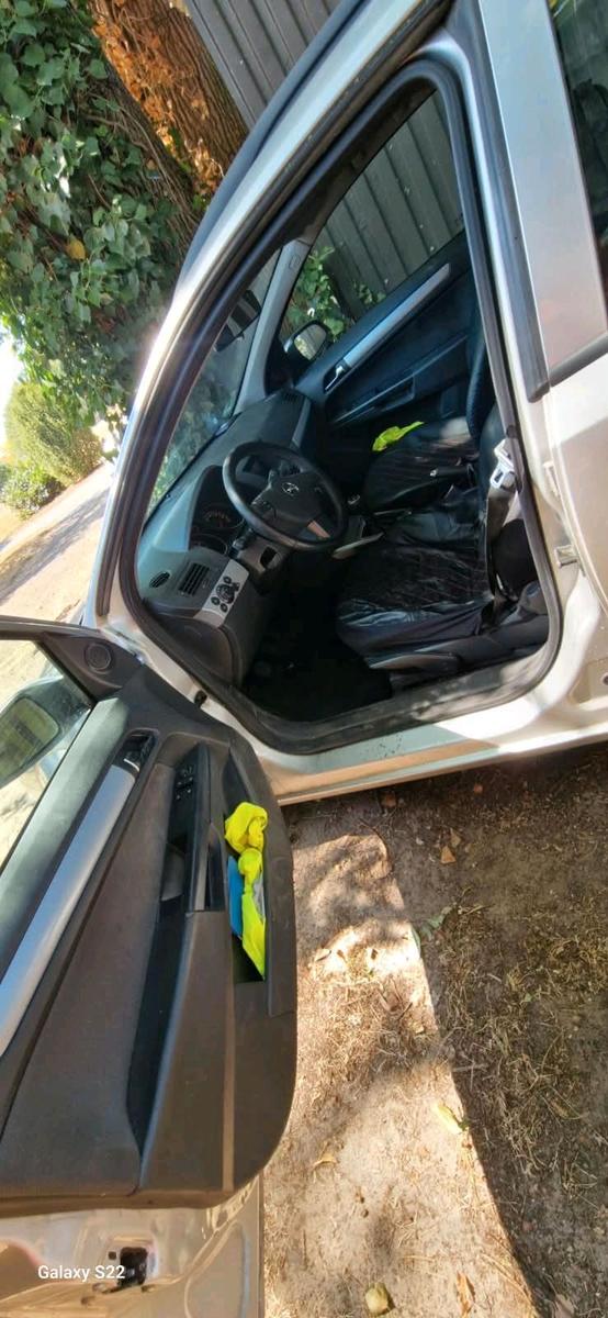 Opel Astra 2007 — photo 7