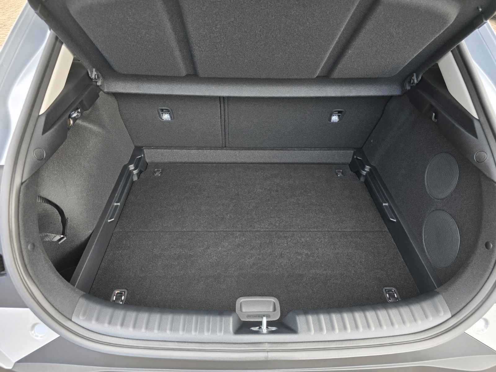 Fahrzeugabbildung Kia XCEED 1.6T 150 DCT VIS KOM+ TEC SD 18"
