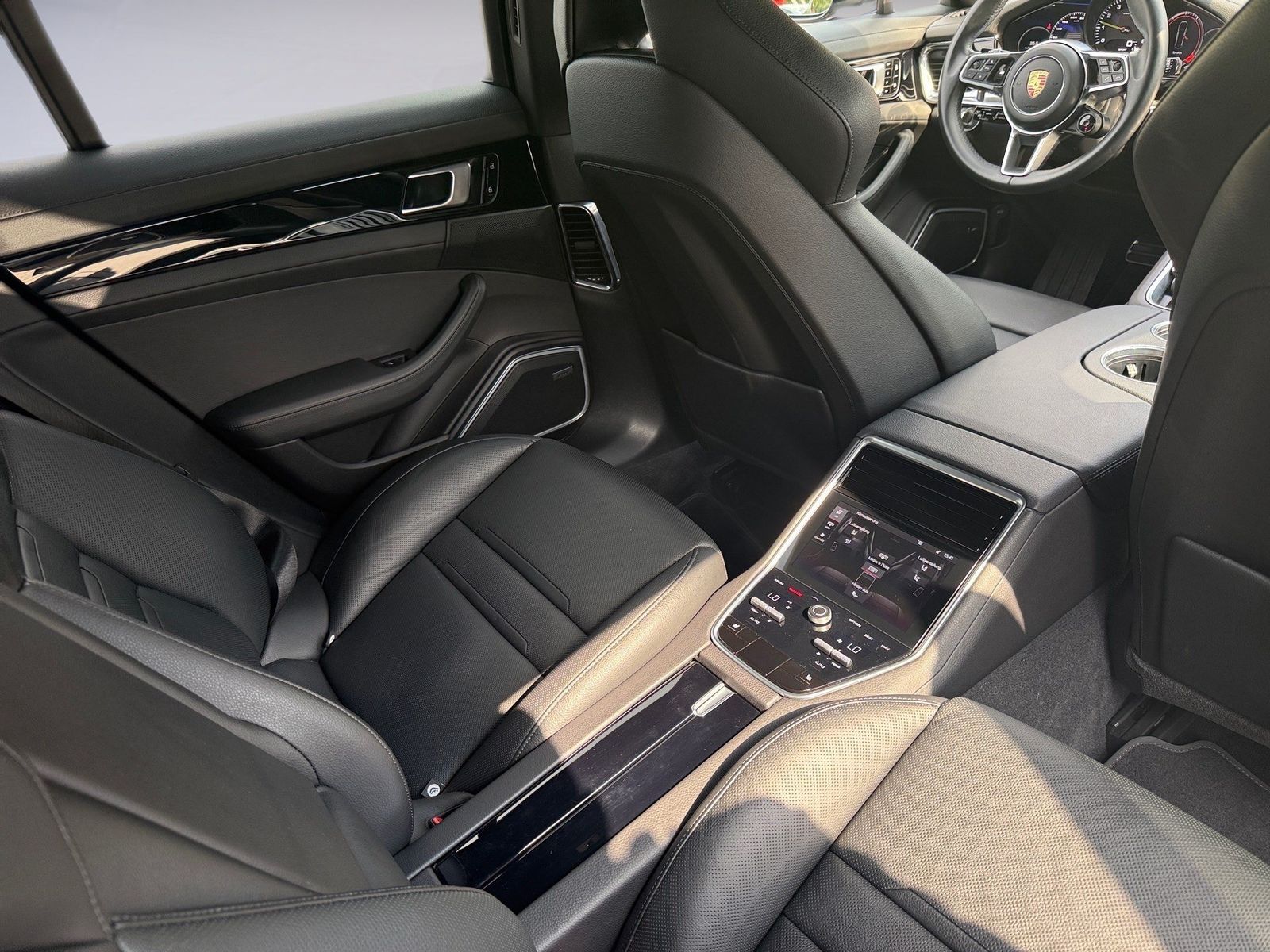 Porsche Panamera 4 Sport-Design 360 Abgas 18Wege SoftClo foto 10