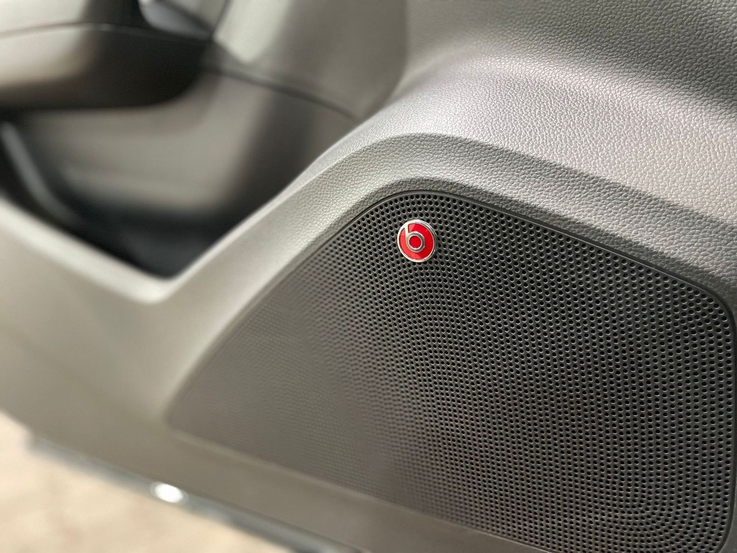 Fahrzeugabbildung SEAT Ateca FR 1.5TSI #DSG#Virtual#LED#Beats#Kamera