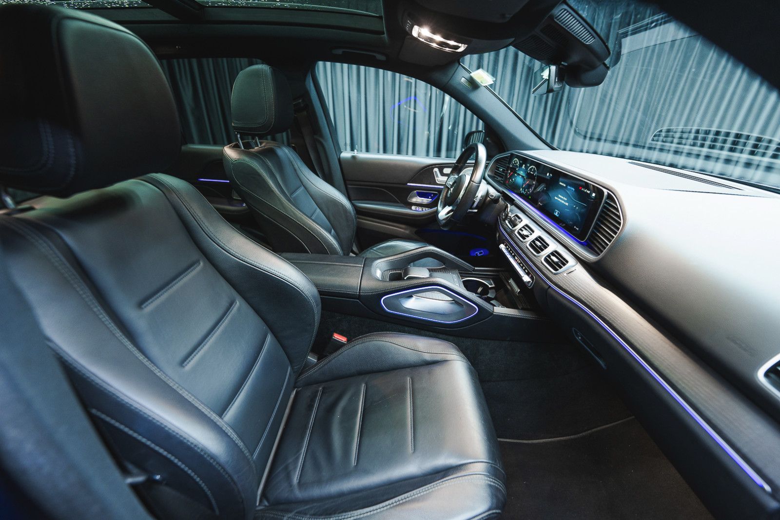 Fahrzeugabbildung Mercedes-Benz GLE 400 d 4Matic*AMG Line*Burmester*Pano*21''