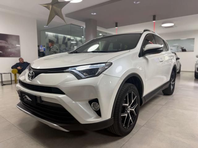 Toyota RAV 4 2.0 d-4d Lounge 2wd mt