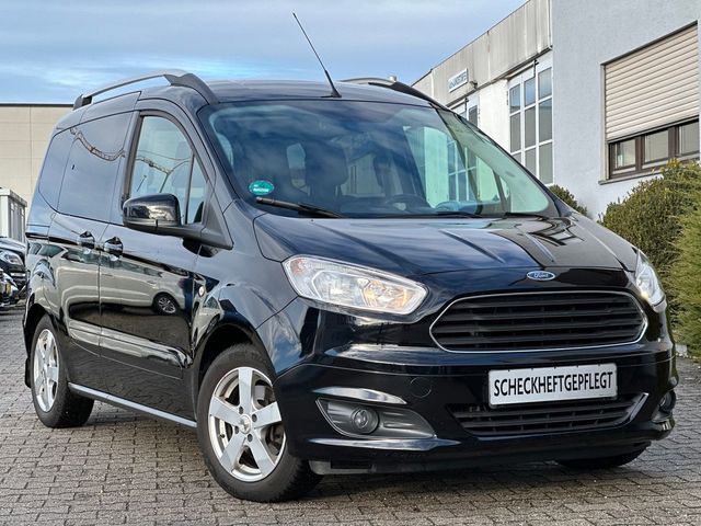 Ford Tourneo Courier Titanium / 1.HAND / SCHECKH /SHZ