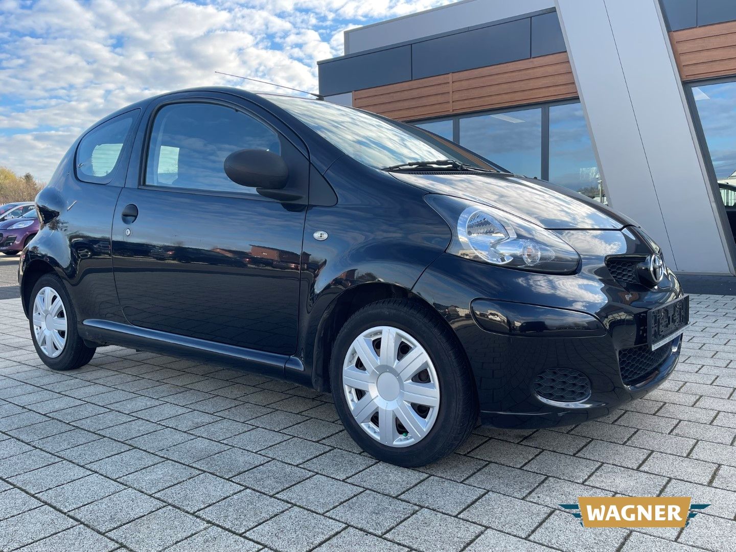 Fahrzeugabbildung Toyota Aygo Basis Servolenkung Radio TÜV 05/2026