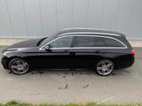 Mercedes-Benz E 400 d 4MATIC T Autom. -AMG Line - Mercedes-Benz E 400 mit Diesel-Antrieb: Automatik