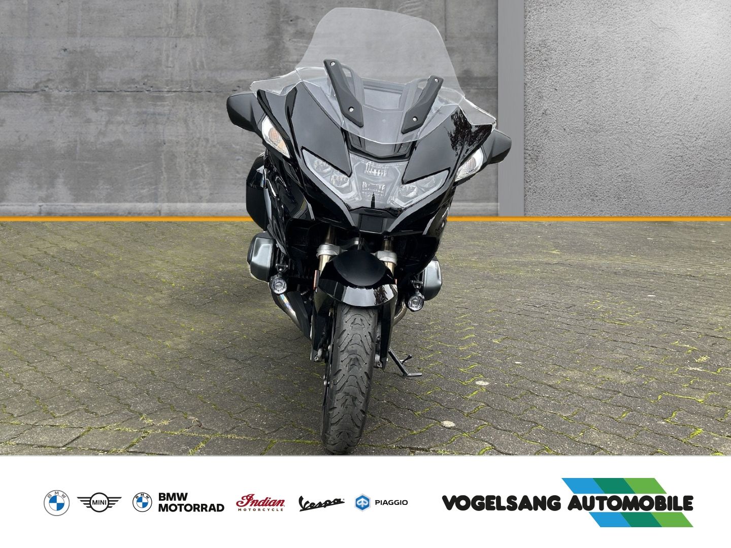 Fahrzeugabbildung BMW R 1250 RT TripleBlack, Dynamic- Paket, Comfort-P