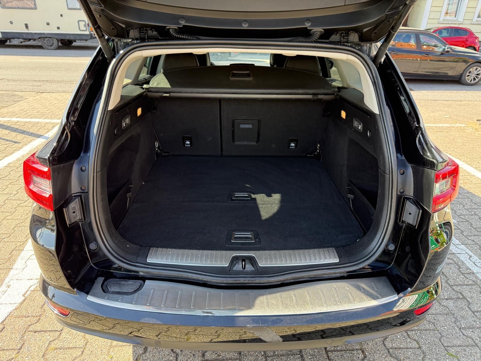 Fahrzeugabbildung Renault Talisman Grandtour Intens 2-HAND AUTOM. NAVI PAN