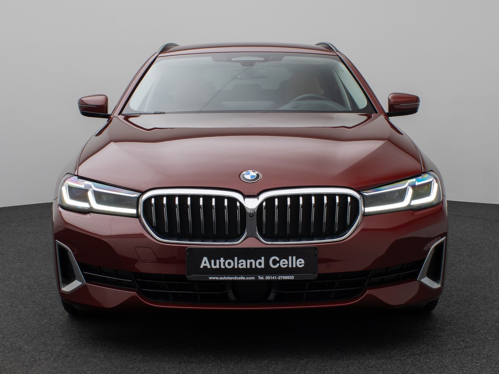 Fahrzeugabbildung BMW 540d xD LuxuryLine 360°Laser HUD DAB H/K Komfort