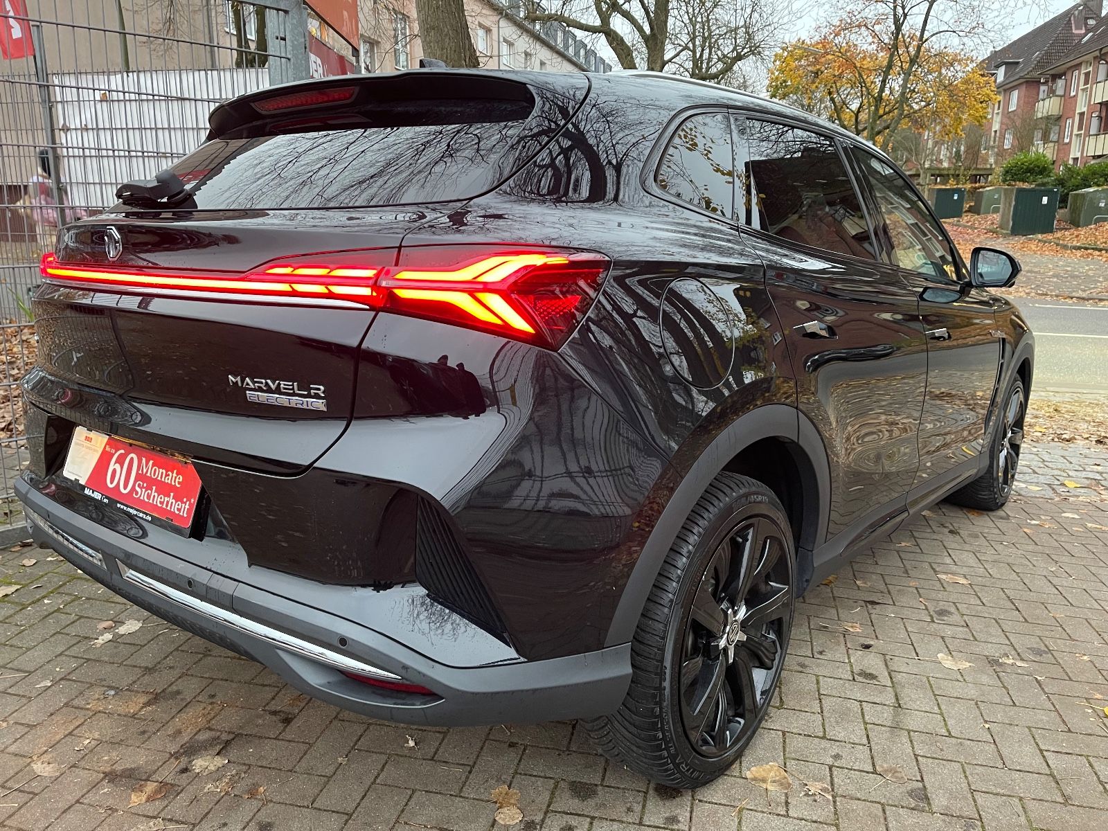 Fahrzeugabbildung MG Marvel R Performance*BOSE*PANO*LEDER*MEMO*LED