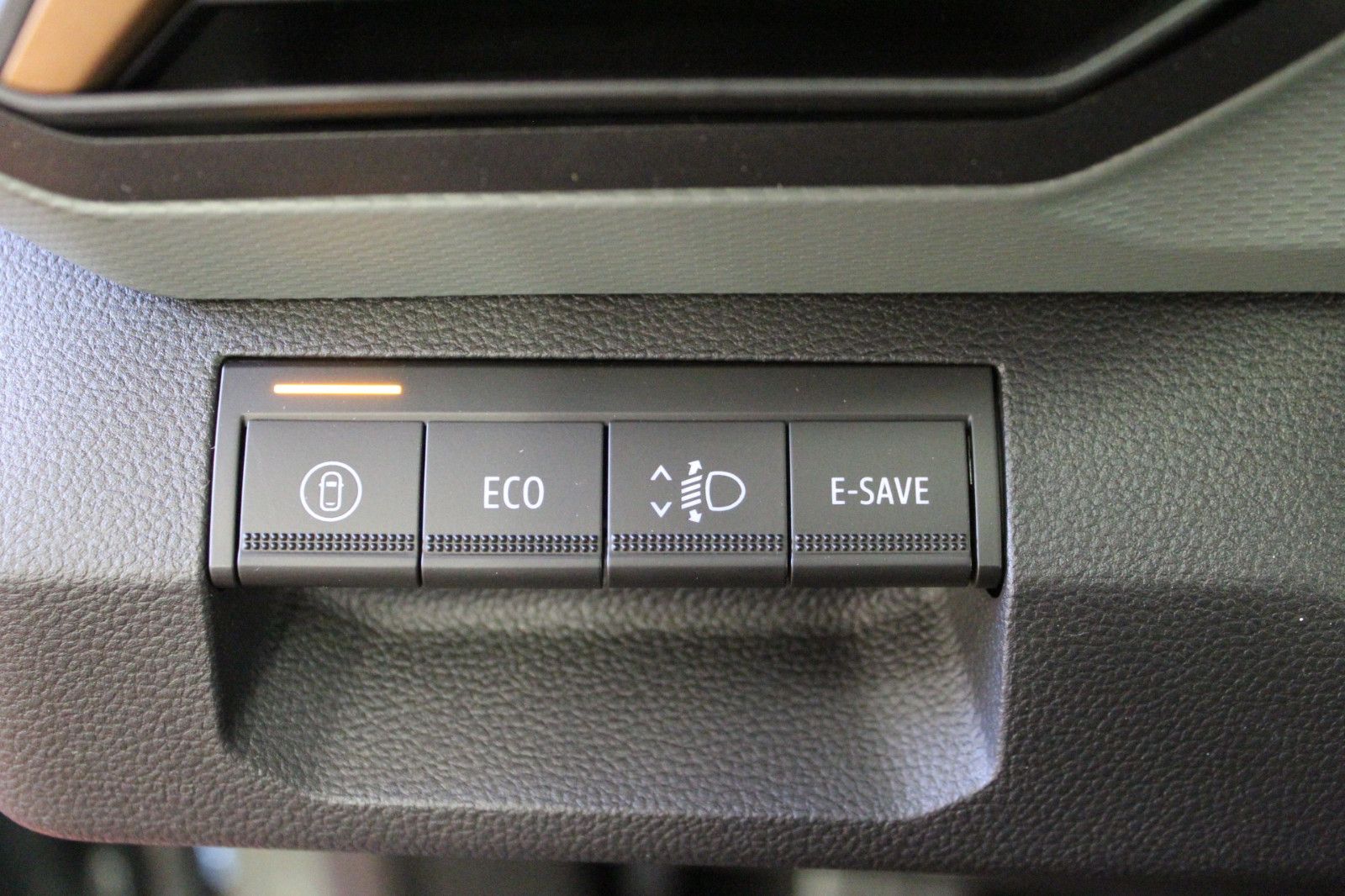 Fahrzeugabbildung Dacia Duster hybrid 155 Extreme *City-*Technik-*Winter