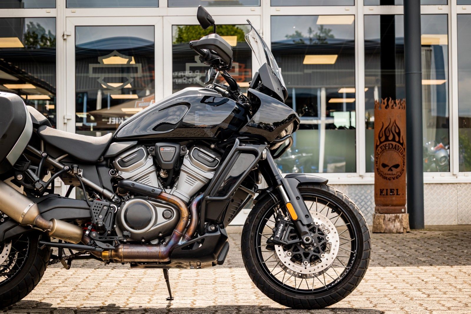 Fahrzeugabbildung Harley-Davidson RA1250S Pan America Special - Screamin Eagle