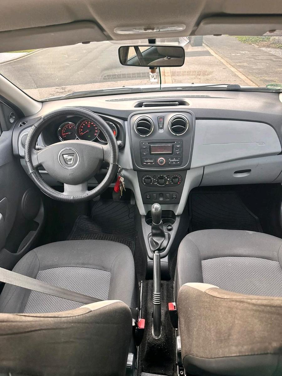 Dacia Sandero 2014 — photo 9