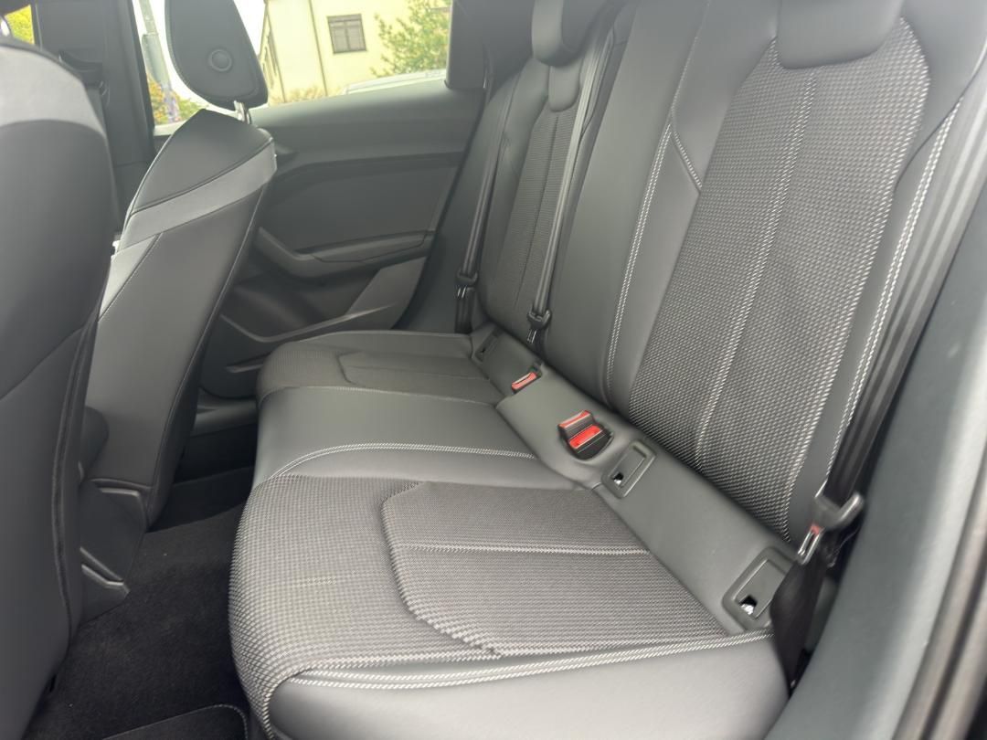 Fahrzeugabbildung Audi A1 allstreet 35 1.5 TFSI basis Kamera,LED,Matrix