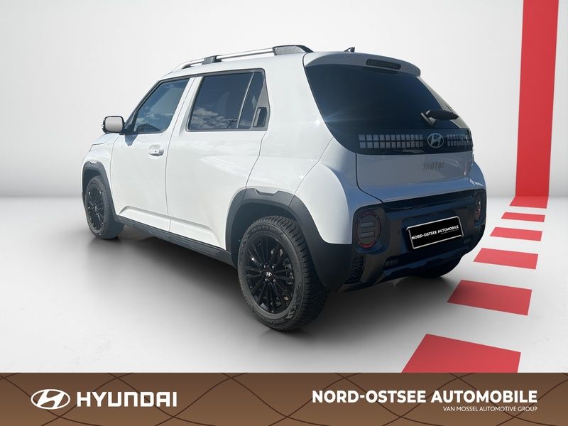Fahrzeugabbildung Hyundai INSTER EV CROSS Effizienz & Assist-Paket Dachla