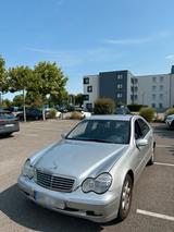 Mercedes-Benz Mercedes C220CDI - Mercedes-Benz C 220 aus 2002: Cdi