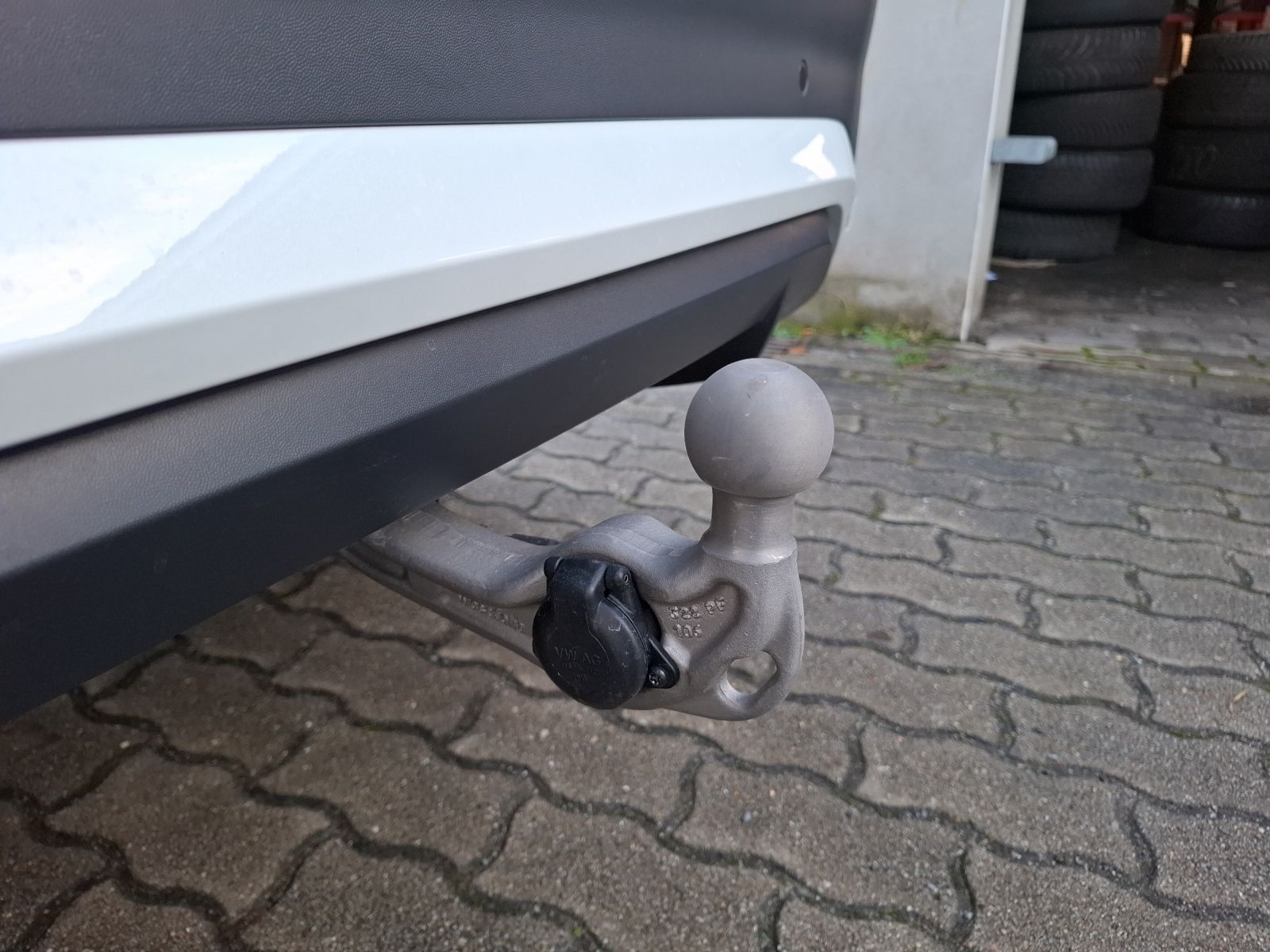 Fahrzeugabbildung Volkswagen Tayron TDI Life DSG 4M LED AHK Navi AID ACC RFK