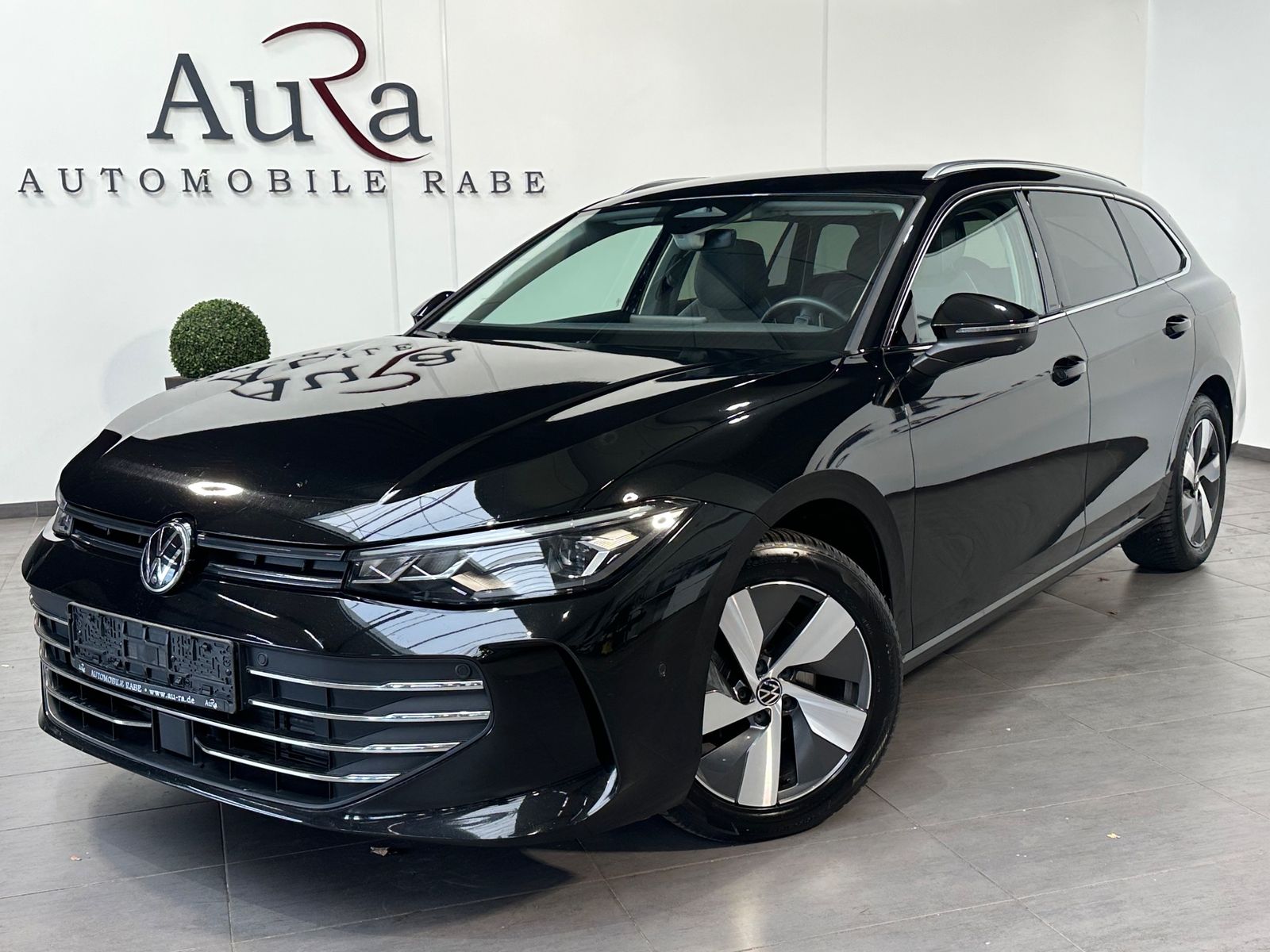 Fahrzeugabbildung Volkswagen Passat Variant 2.0 TDI DSG Business NAV+LED+AHK